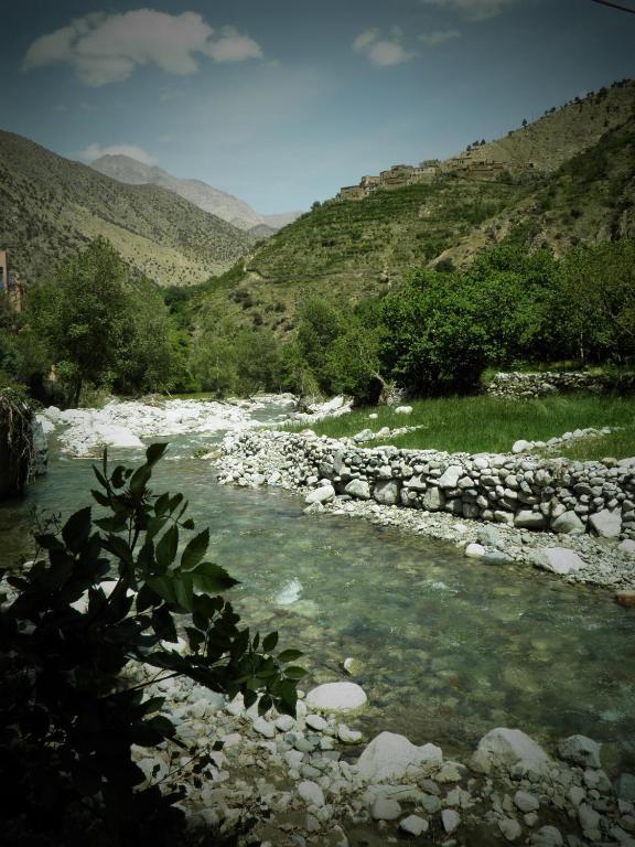 Отель Au Bord De L'Eau Сети-Фатма Экстерьер фото